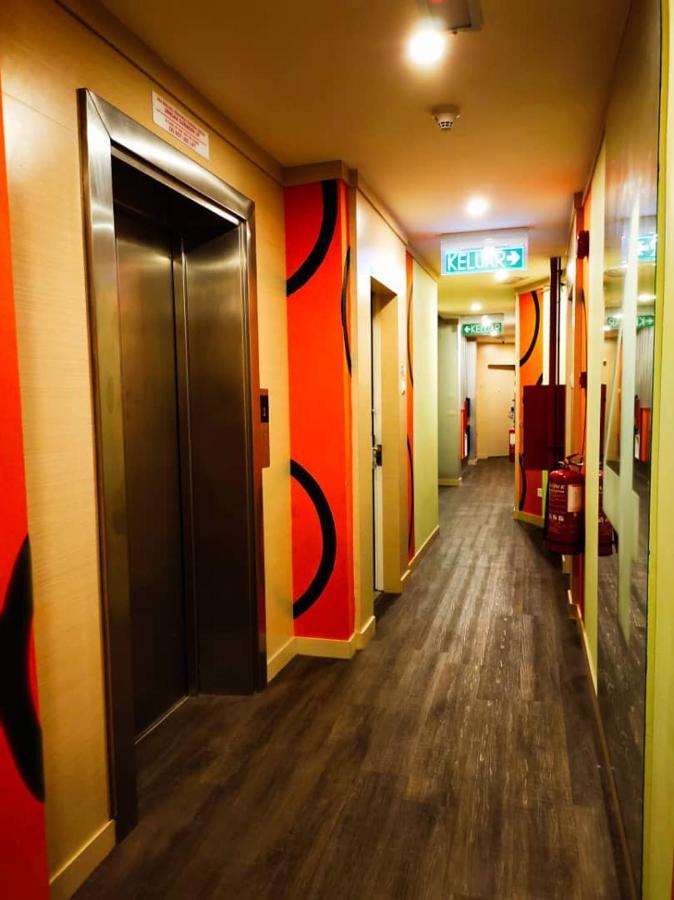 Capital Express Hotel Kota Kinabalu Bagian luar foto